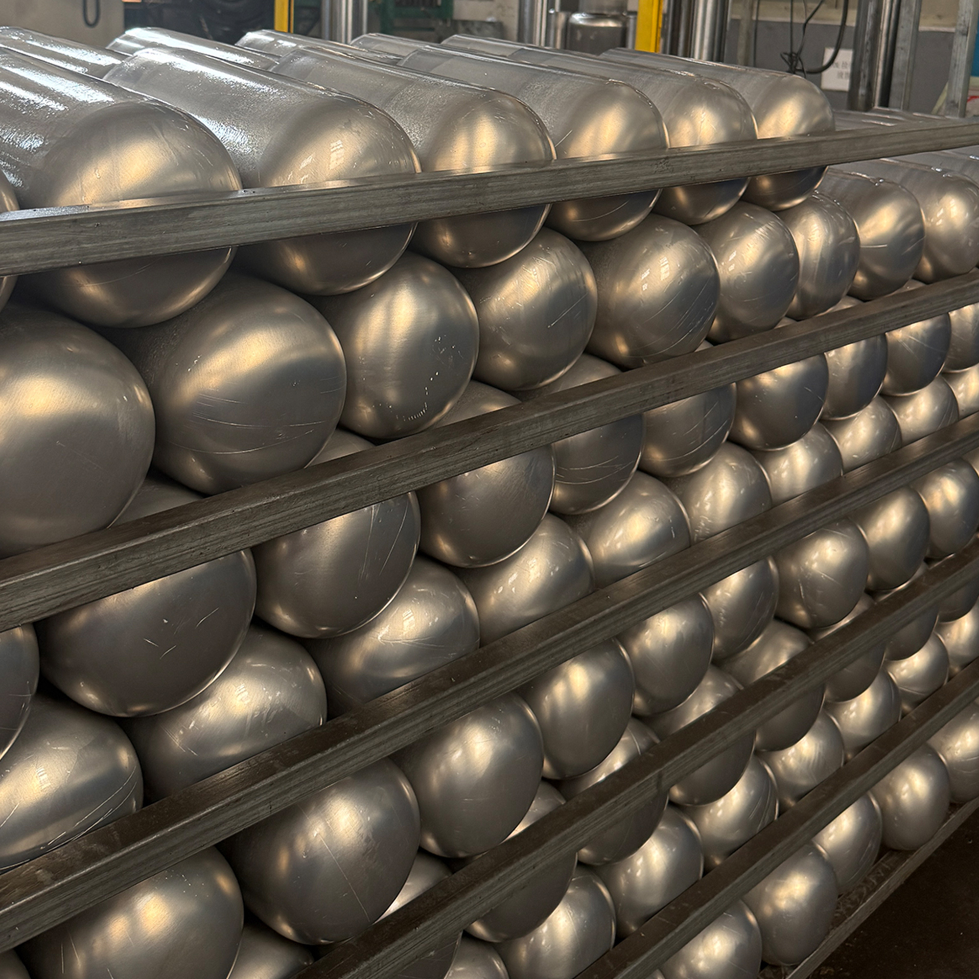 6.8L 呼吸器用复合气瓶