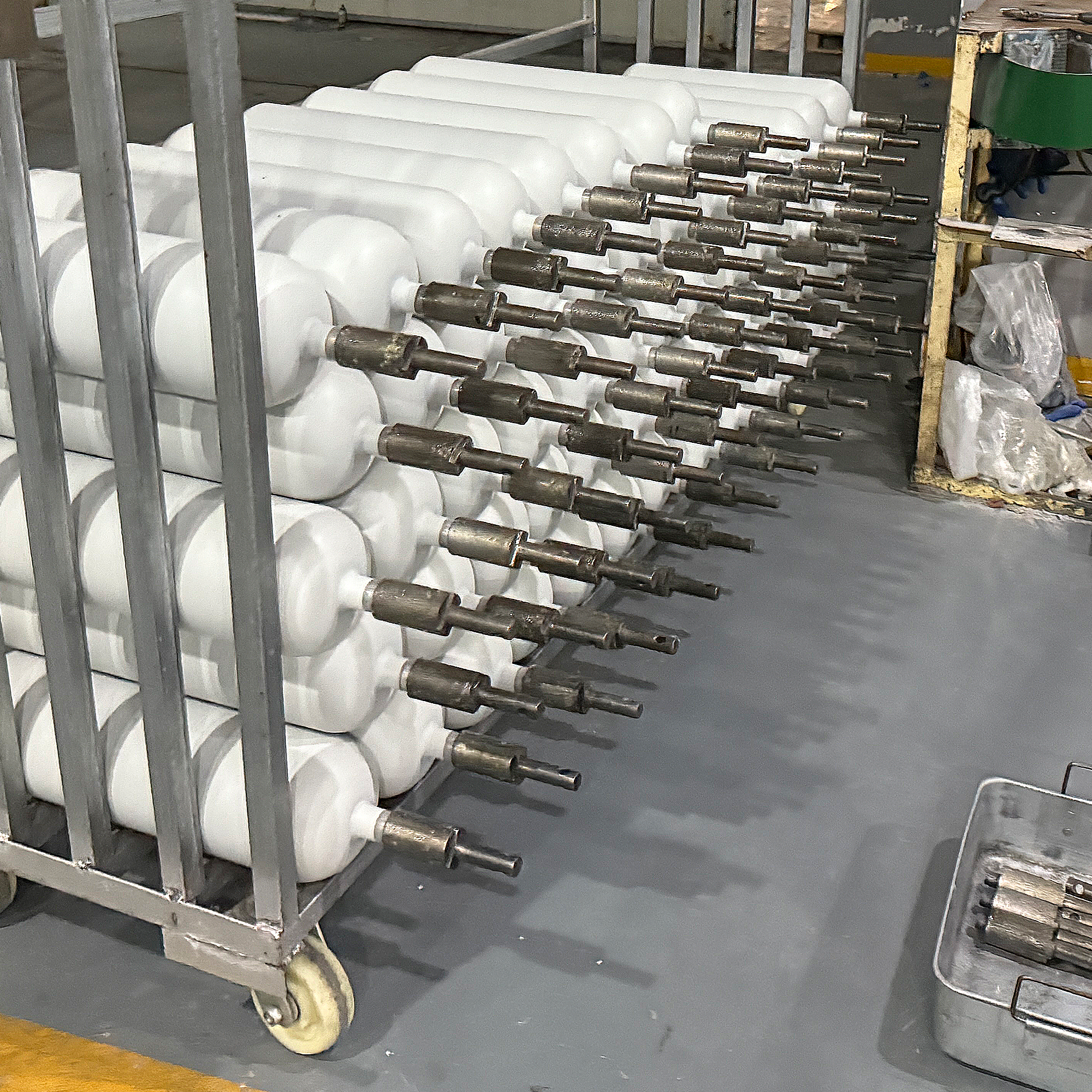 6.8L 呼吸器用复合气瓶